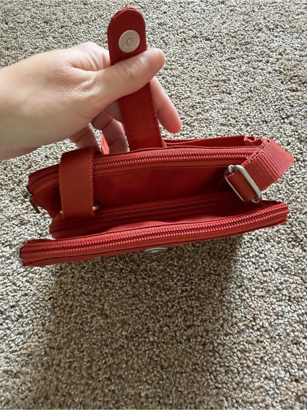 BAGGALLINI Rust Red Nylon Zippered Crossbody Shoulder Bag